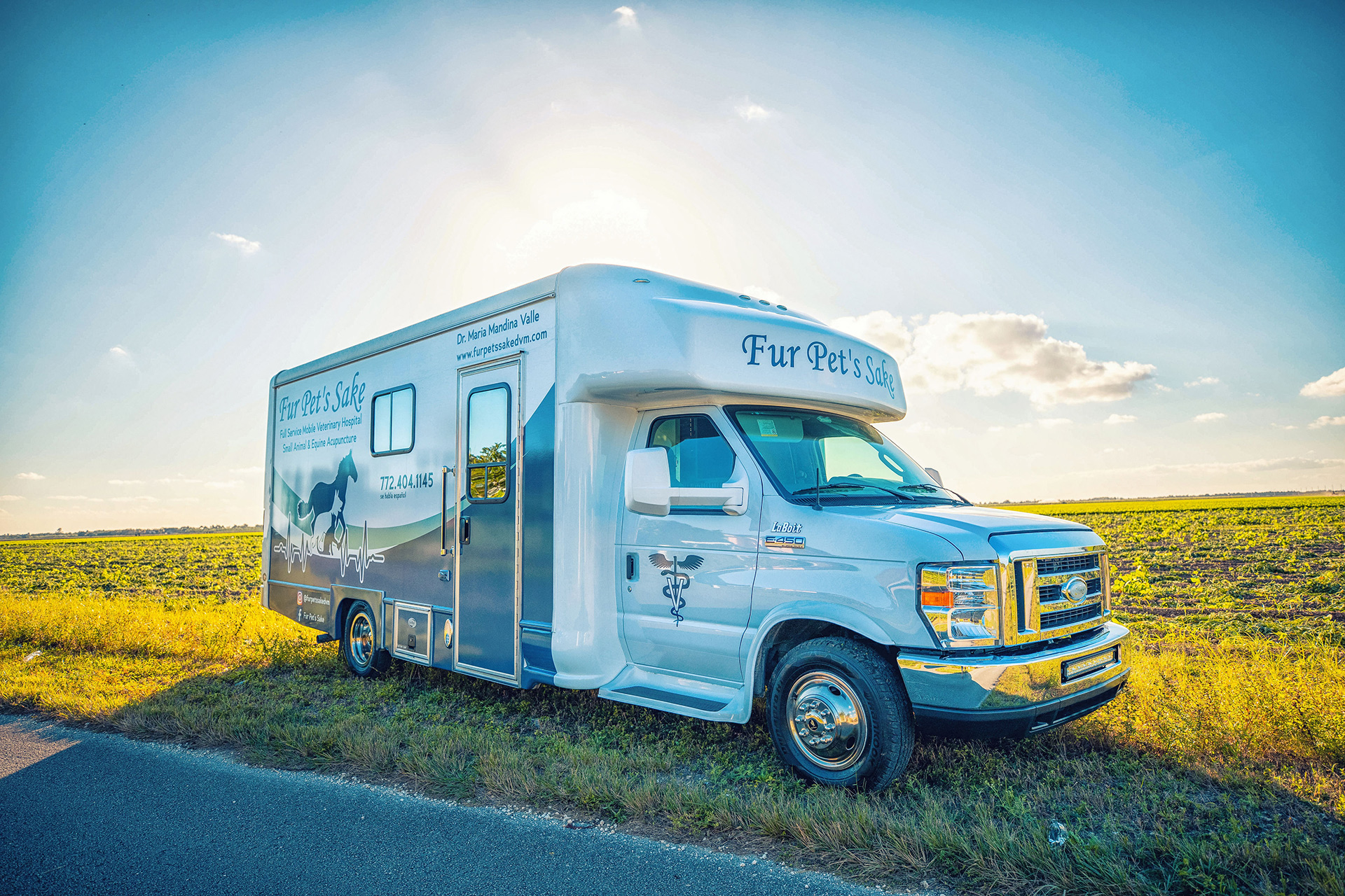 Tour Mobile Veterinarian in Vero Beach and Sebastian